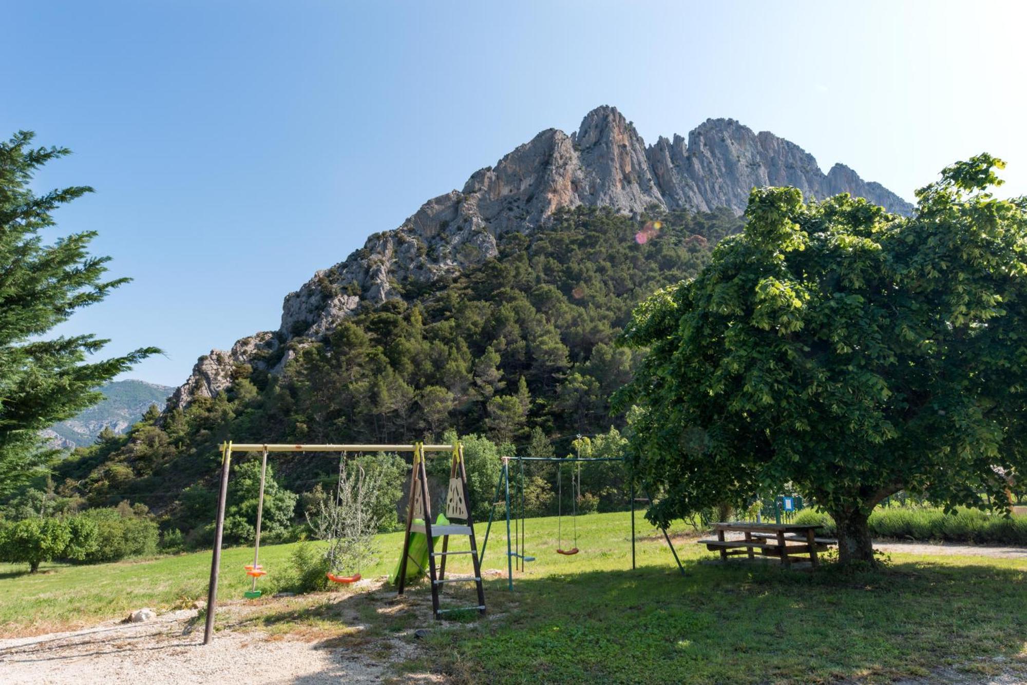 Domaine Saint Julien Ξενοδοχείο Buis-les-Baronnies Εξωτερικό φωτογραφία